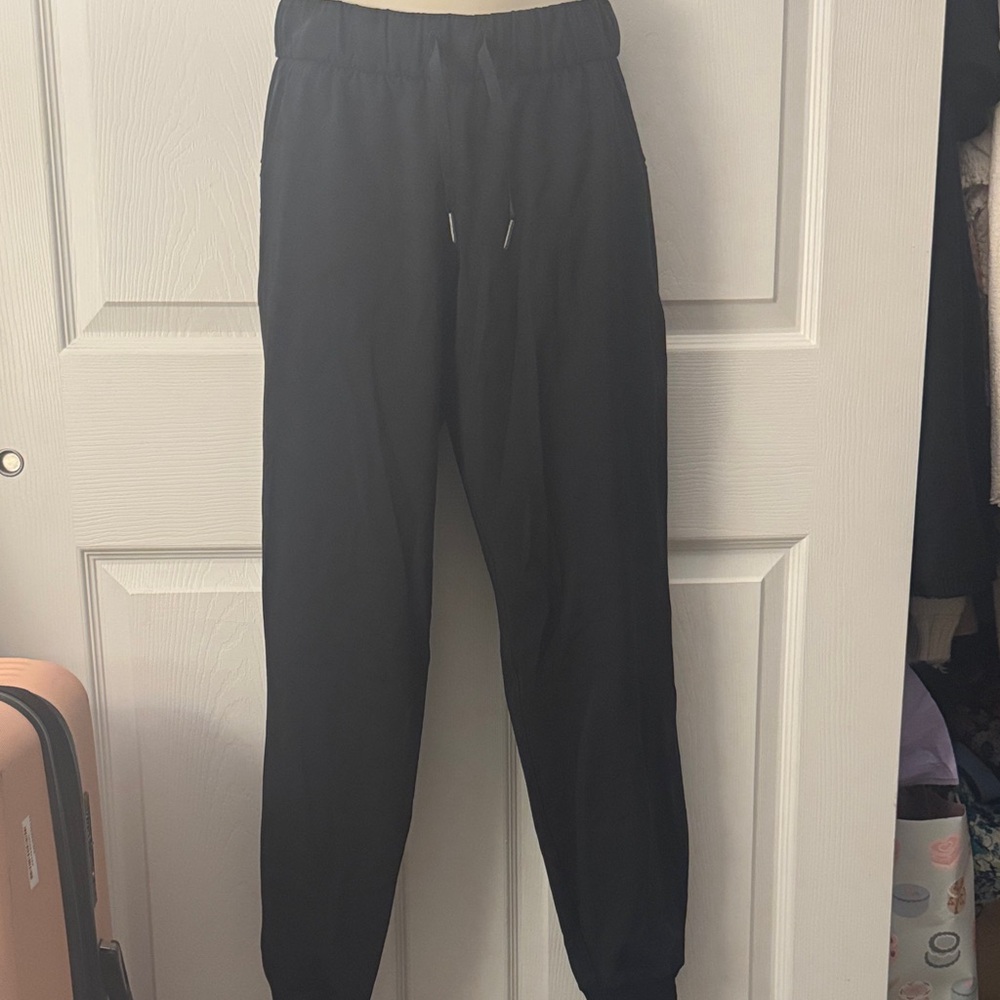 Lululemon athletica jogger workout pants.